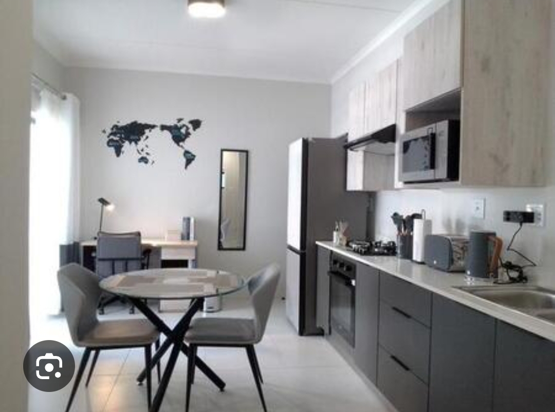 Morden 1 bedroom unit in Morningside