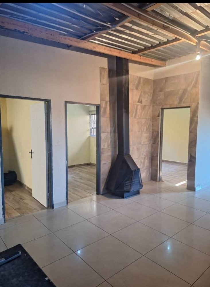 PROPERTY FOR SALE AT TSAKANE EXT 14