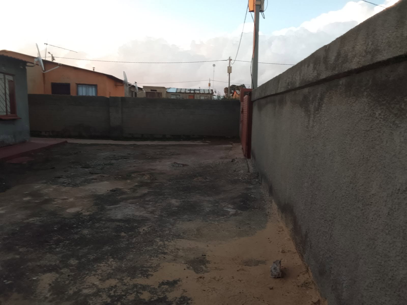 PROPERTY FOR SALE AT GELUKSDAL EXT 3