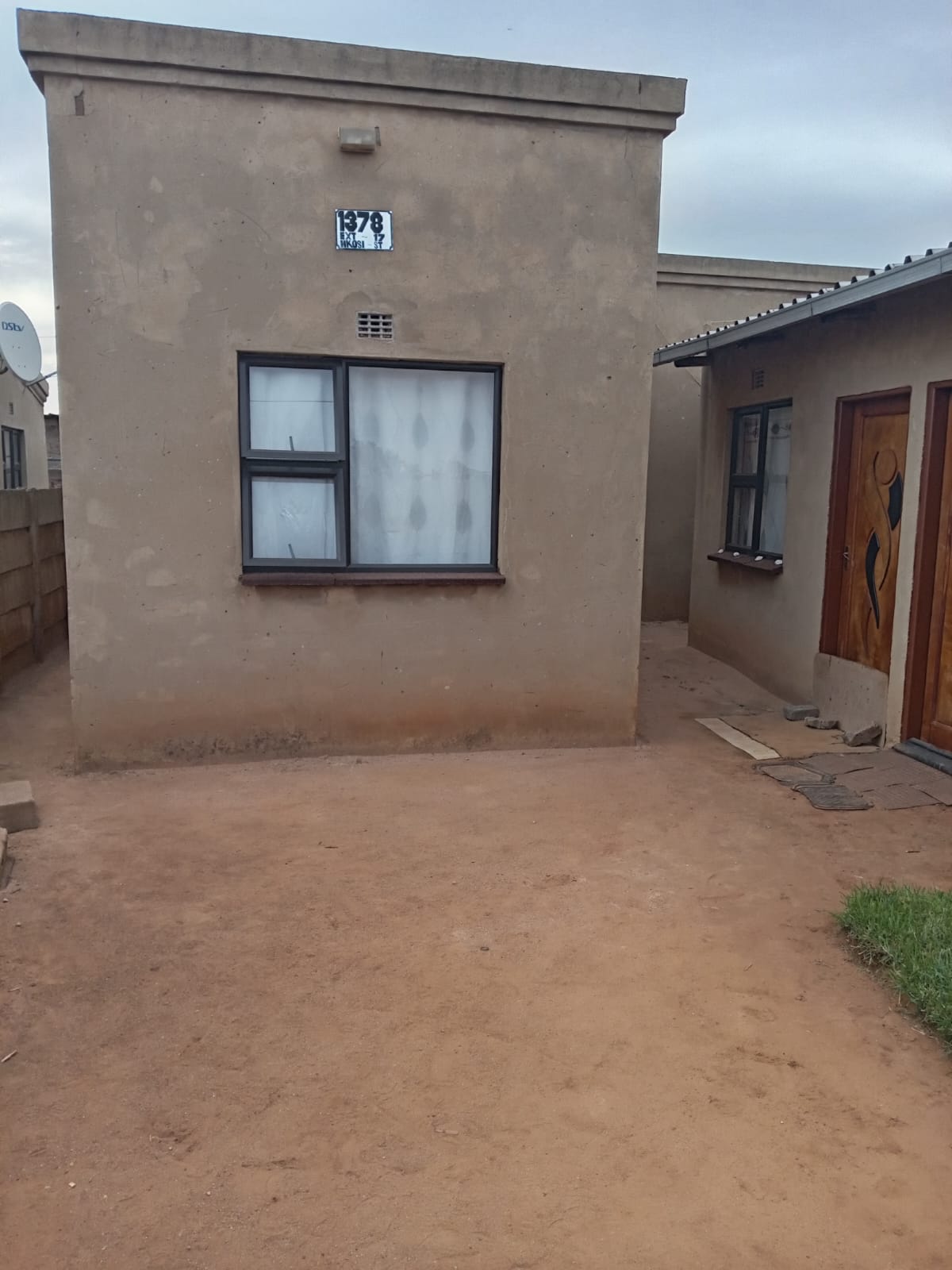 PROPERTY FOR SALE AT TSAKANE EXT 14